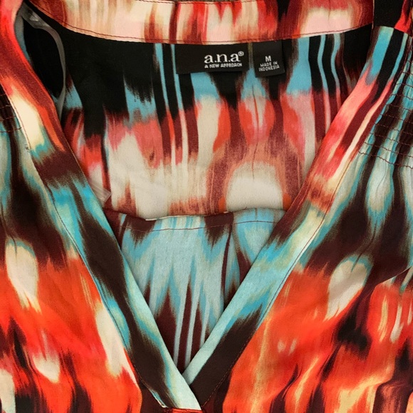 Blouse - Picture 2 of 2